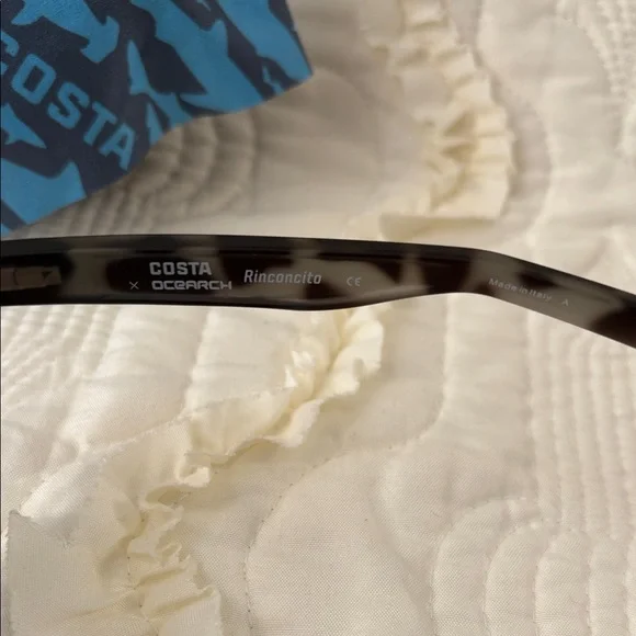 LIKE NEW! Costa xOcearch Rinconcito Polarized Sunglasses with case and cloth - Picture 2 of 9